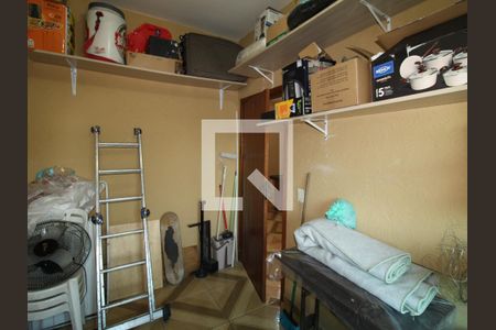 Casa à venda com 220m², 6 quartos e 2 vagasEdícula