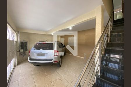 Casa à venda com 220m², 6 quartos e 2 vagasGaragem