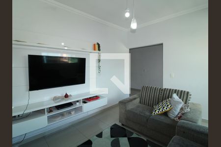 Sala de TV de casa para alugar com 6 quartos, 220m² em Jardim Brasil (zona Norte), São Paulo