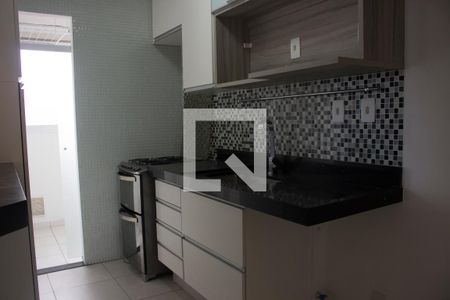 Apartamento à venda com 90m², 2 quartos e 2 vagasCozinha 
