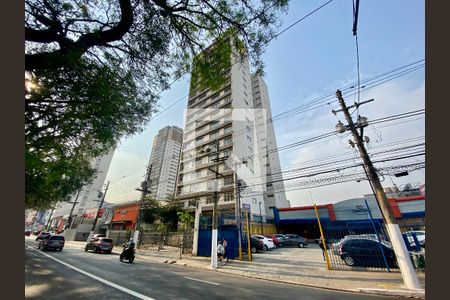 Apartamento à venda com 200m², 4 quartos e 5 vagas Apartamento à venda com 200m², 4 quartos e 5 vagasFachada