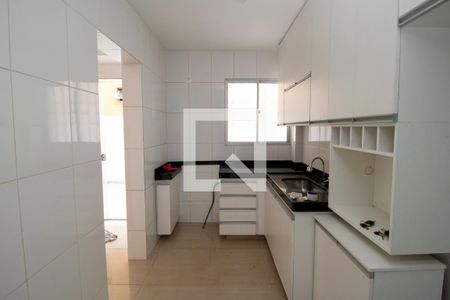 Apartamento para alugar com 100m², 3 quartos e 2 vagas Apartamento para alugar com 100m², 3 quartos e 2 vagasCozinha