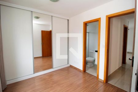 Apartamento para alugar com 100m², 3 quartos e 2 vagas Apartamento para alugar com 100m², 3 quartos e 2 vagasSuite