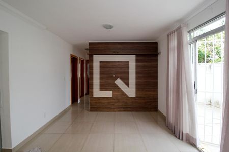 Apartamento para alugar com 100m², 3 quartos e 2 vagas Apartamento para alugar com 100m², 3 quartos e 2 vagasSala