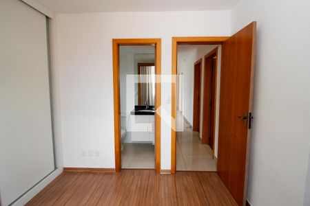 Apartamento para alugar com 100m², 3 quartos e 2 vagas Apartamento para alugar com 100m², 3 quartos e 2 vagasSuite