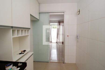Apartamento para alugar com 100m², 3 quartos e 2 vagas Apartamento para alugar com 100m², 3 quartos e 2 vagasCozinha