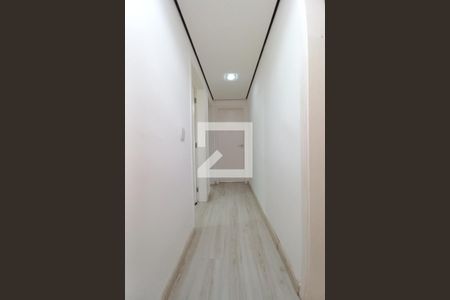 Corredor  de apartamento à venda com 3 quartos, 68m² em Jardim Nova Europa, Campinas