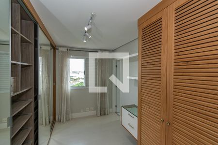 Apartamento à venda com 260m², 3 quartos e 4 vagasCloset da Suíte 1