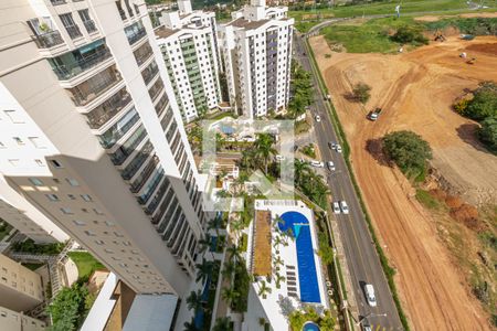 Vista Sala de Estar de apartamento à venda com 3 quartos, 260m² em Vila Brandina, Campinas