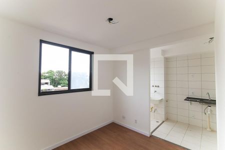 Sala de apartamento para alugar com 2 quartos, 40m² em Jardim Santo Antônio, São Paulo