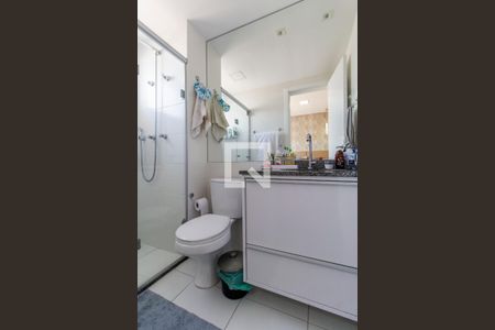 Apartamento à venda com 73m², 3 quartos e 1 vaga Apartamento à venda com 73m², 3 quartos e 1 vagaBanheiro Suíte
