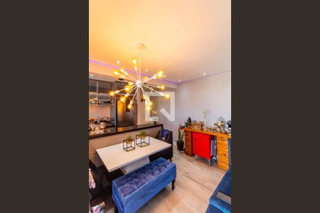 Apartamento à venda com 73m², 3 quartos e 1 vaga Apartamento à venda com 73m², 3 quartos e 1 vagaSala