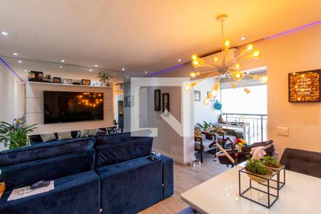 Apartamento à venda com 73m², 3 quartos e 1 vaga Apartamento à venda com 73m², 3 quartos e 1 vagaSala