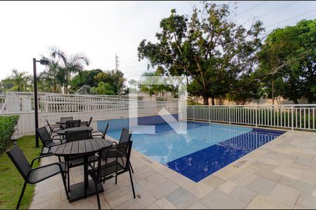 Apartamento à venda com 73m², 3 quartos e 1 vaga Apartamento à venda com 73m², 3 quartos e 1 vagaÁrea Comum - Piscina