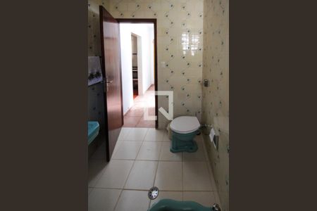 Casa à venda com 480m², 2 quartos e 2 vagasBanheiro