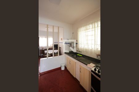 Casa à venda com 480m², 2 quartos e 2 vagasCozinha