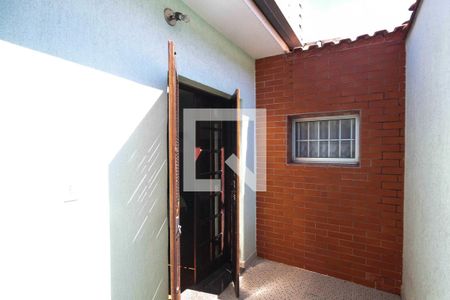 Casa à venda com 480m², 2 quartos e 2 vagasVaranda do quarto 02