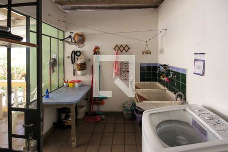 Casa à venda com 480m², 2 quartos e 2 vagasÁrea de Serviço