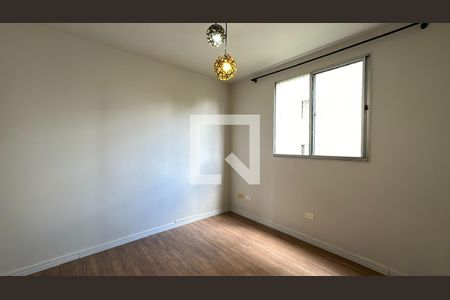 Quarto 1 de apartamento para alugar com 2 quartos, 55m² em Fanny, Curitiba