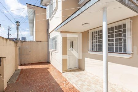 Casa para alugar com 70m², 2 quartos e sem vagaQuintal