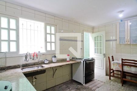 Casa à venda com 180m², 3 quartos e 2 vagasCozinha