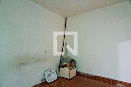 Casa à venda com 180m², 3 quartos e 2 vagasEdícula - quarto 2