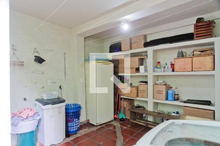 Casa à venda com 180m², 3 quartos e 2 vagasÁrea de Serviço