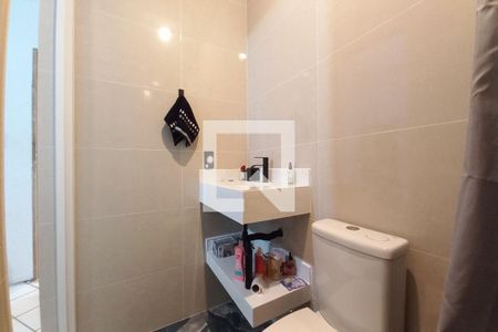 Banheiro da Suíte de casa à venda com 2 quartos, 70m² em Jardim Ouro Branco, Campinas