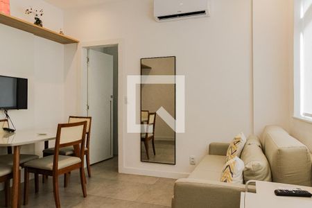 Sala de apartamento à venda com 1 quarto, 35m² em Copacabana, Rio de Janeiro