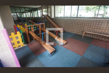 Apartamento à venda com 70m², 2 quartos e 1 vagaParquinho