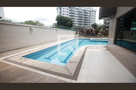 Apartamento à venda com 70m², 2 quartos e 1 vagaÁrea comum - Piscina