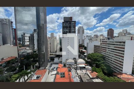 Vista da Varanda de apartamento para alugar com 2 quartos, 71m² em Pinheiros, São Paulo