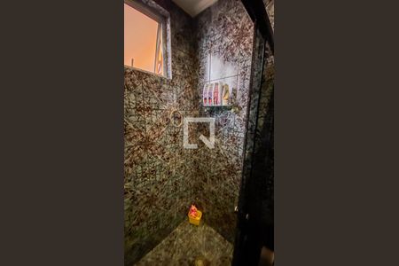 Casa à venda com 232m², 3 quartos e 2 vagasBanheiro