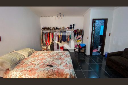 Casa à venda com 232m², 3 quartos e 2 vagassuite