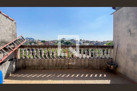 Casa à venda com 232m², 3 quartos e 2 vagasVaranda