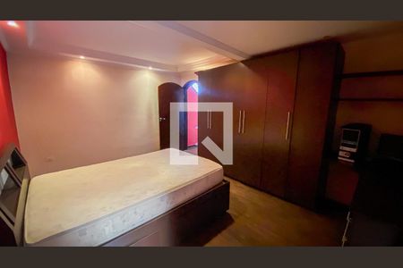 Casa à venda com 232m², 3 quartos e 2 vagasQuarto 1