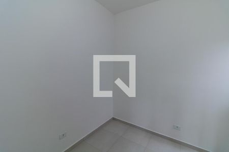 Quarto 1 de apartamento para alugar com 1 quarto, 11m² em Parque Cisper, São Paulo