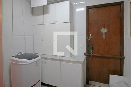 Apartamento à venda com 182m², 4 quartos e 1 vagaÁrea de Serviço