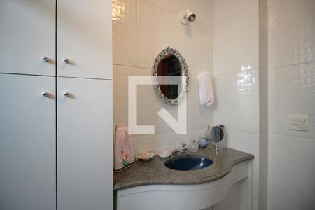 Apartamento à venda com 182m², 4 quartos e 1 vagaBanheiro