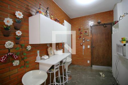 Apartamento à venda com 182m², 4 quartos e 1 vagaCozinha