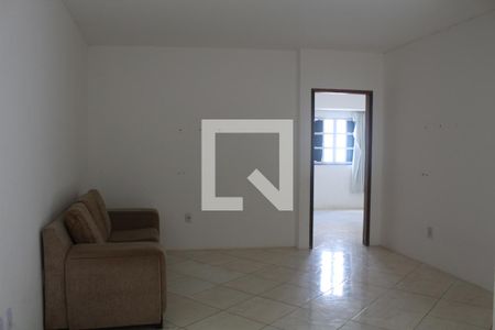 Sala de casa de condomínio para alugar com 2 quartos, 69m² em Cabula Vi, Salvador