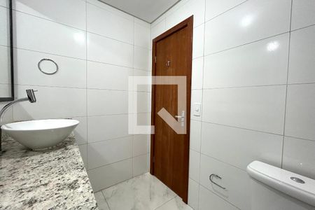 Lavabo de casa para alugar com 3 quartos, 220m² em Rio Tavares, Florianópolis
