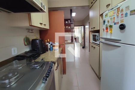 Apartamento à venda com 175m², 3 quartos e 2 vagasCozinha