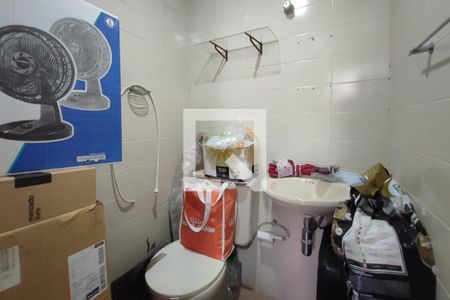 Apartamento à venda com 175m², 3 quartos e 2 vagasBanheiro de Serviço