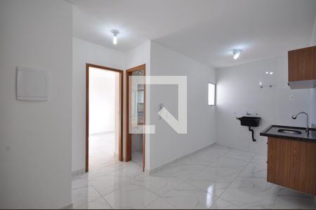 Sala/Cozinha de apartamento à venda com 1 quarto, 27m² em Vila Santa Terezinha (zona Norte), São Paulo