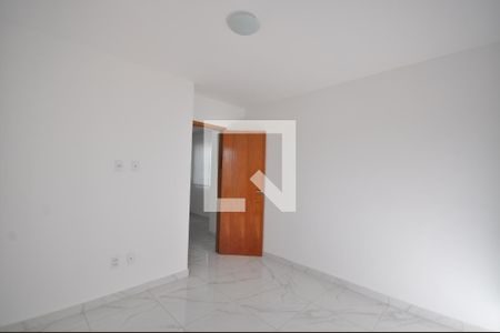 Quarto de apartamento à venda com 1 quarto, 27m² em Vila Santa Terezinha (zona Norte), São Paulo