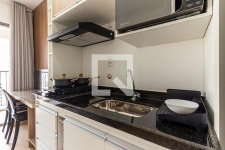 Cozinha de apartamento para alugar com 1 quarto, 34m² em Consolação, São Paulo