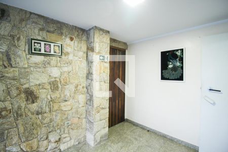 Apartamento para alugar com 80m², 2 quartos e 1 vaga Apartamento para alugar com 80m², 2 quartos e 1 vagaHall de entrada