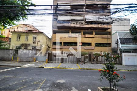 Casa à venda com 160m², 4 quartos e sem vaga Casa à venda com 160m², 4 quartos e sem vagaVista do Quarto 1