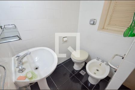 Casa à venda com 160m², 4 quartos e sem vaga Casa à venda com 160m², 4 quartos e sem vagaBanheiro 1